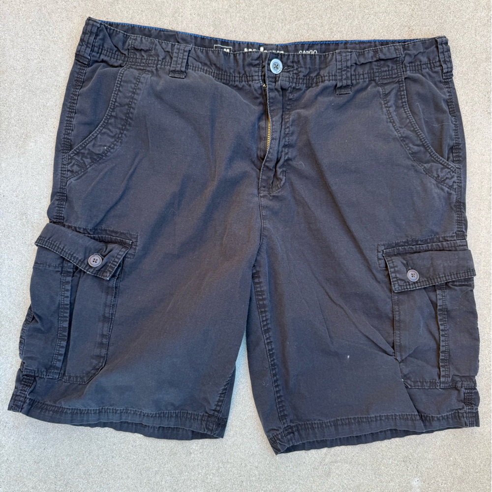 Urban Pipeline Men's Cargo Shorts (Size 38)